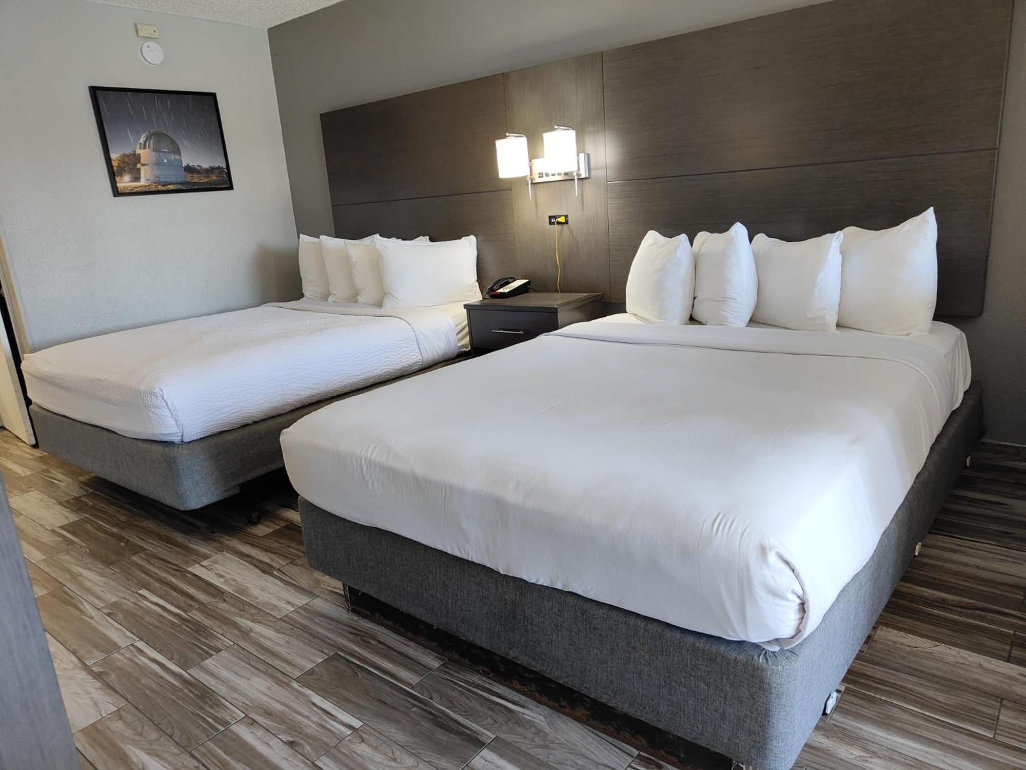 Baymont By Wyndham Orlando East Hotel Alafaya Exterior foto