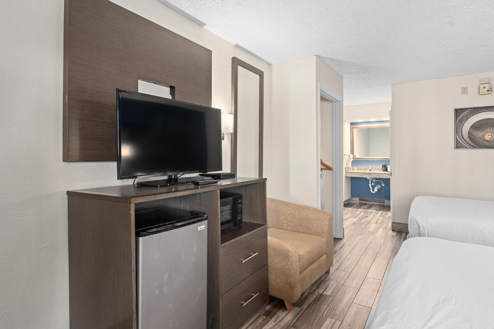 Baymont By Wyndham Orlando East Hotel Alafaya Exterior foto