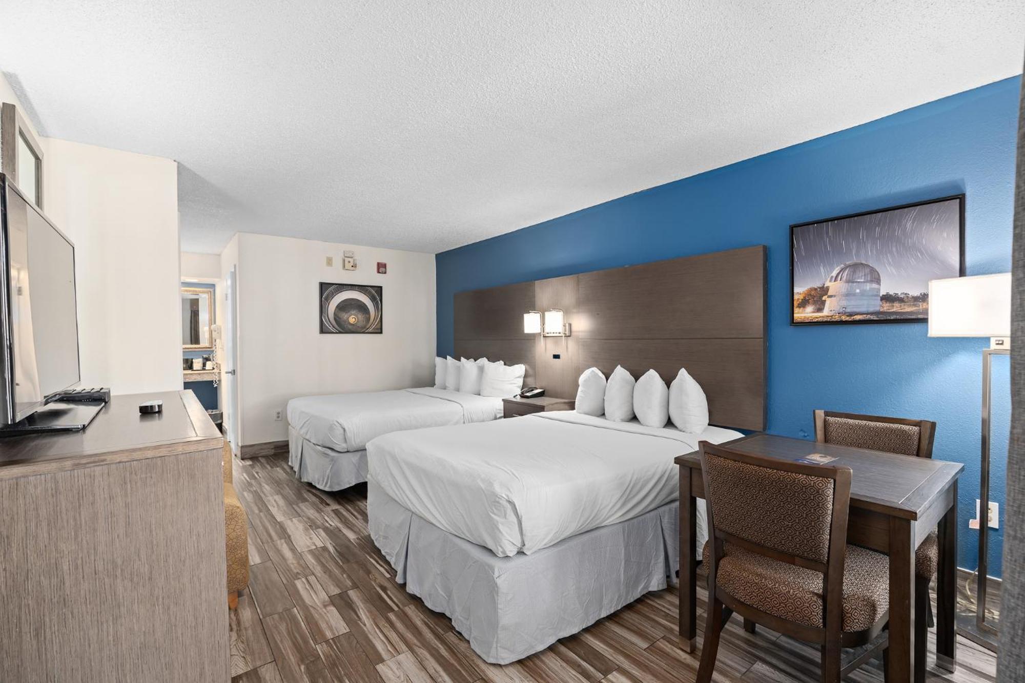 Baymont By Wyndham Orlando East Hotel Alafaya Exterior foto