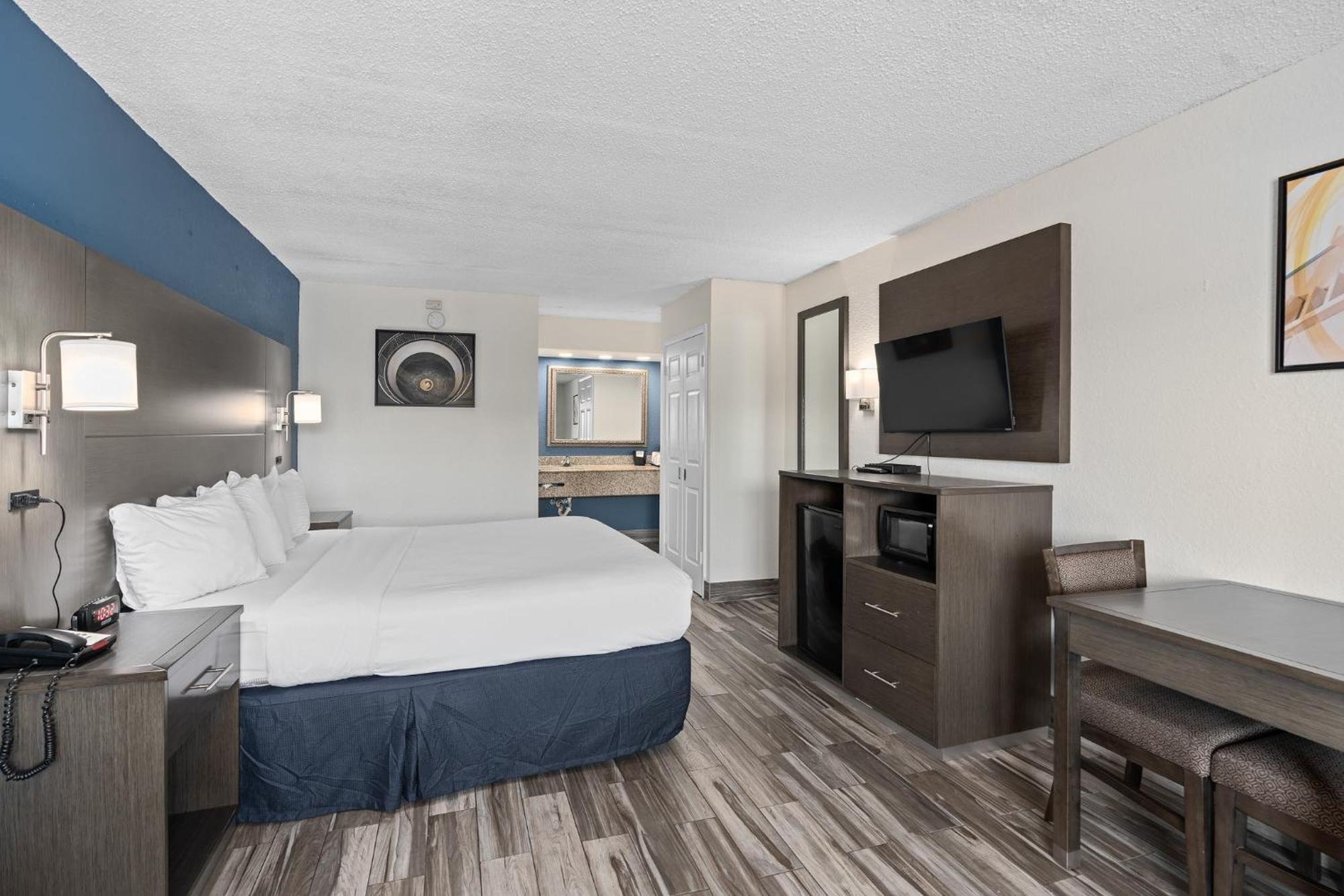 Baymont By Wyndham Orlando East Hotel Alafaya Exterior foto