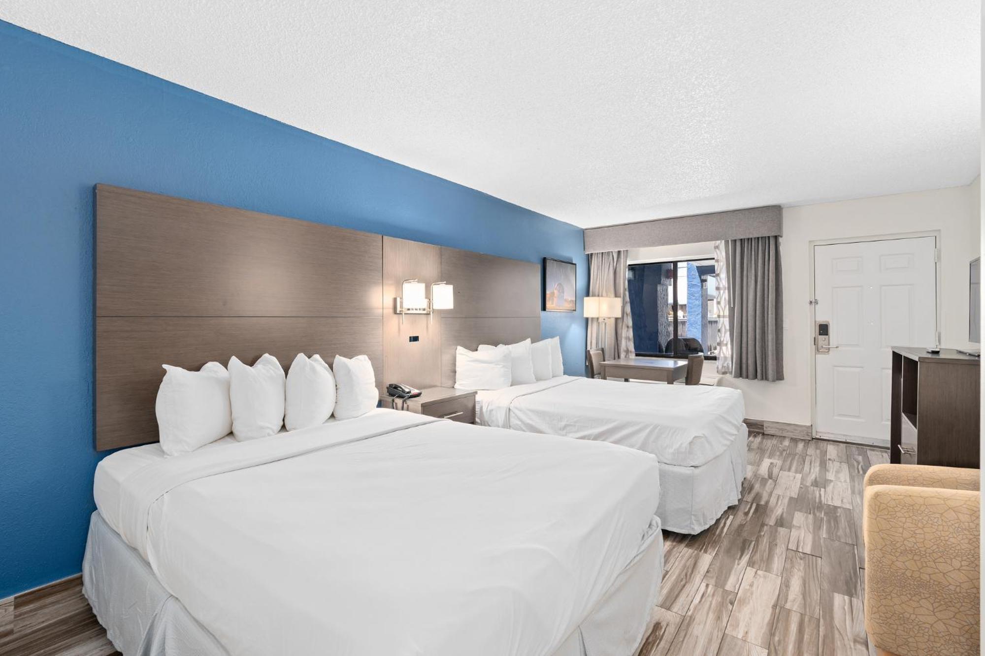 Baymont By Wyndham Orlando East Hotel Alafaya Exterior foto