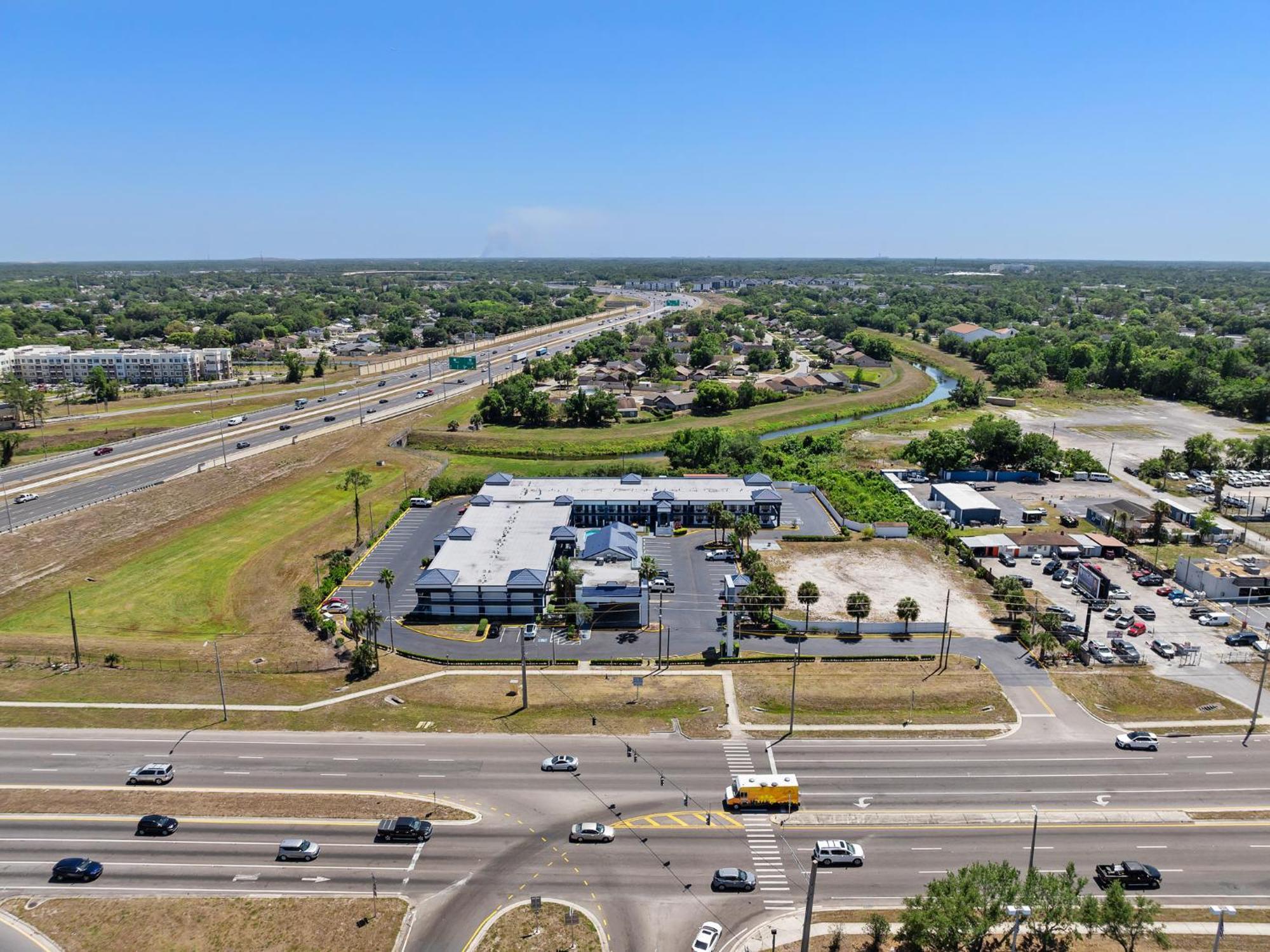 Baymont By Wyndham Orlando East Hotel Alafaya Exterior foto
